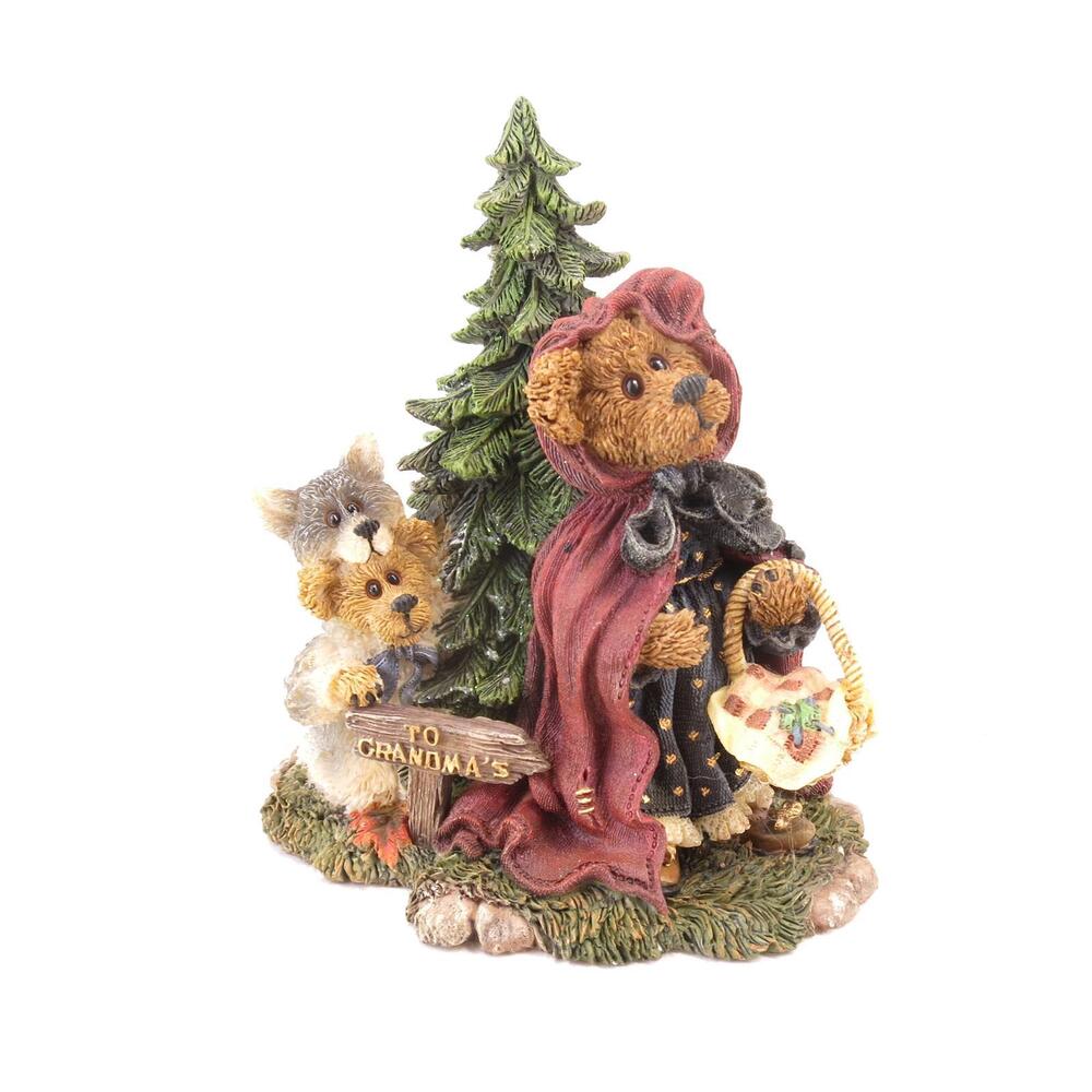 Little Red Ridding Hood Lil Red BB Woof Wolf Going to Grandmas #2452 Boyds Bears